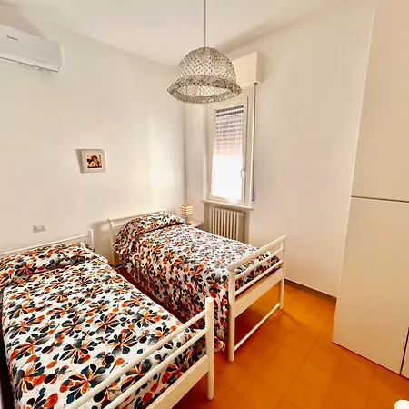 Quadrilo Fabiola Con Terrazzo, Aria Condizionata E Vicino Al Mare