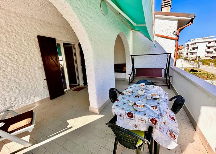 Quadrilo Fabiola Con Terrazzo, Aria Condizionata E Vicino Al Mare *