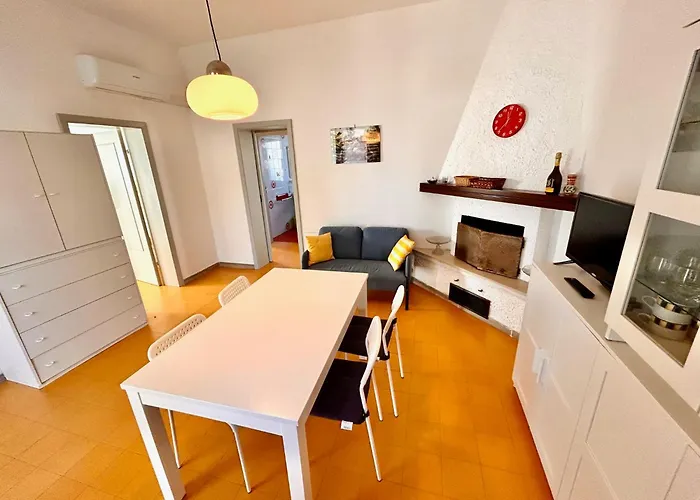 Quadrilo Fabiola Con Terrazzo, Aria Condizionata E Vicino Al Mare Apartamento